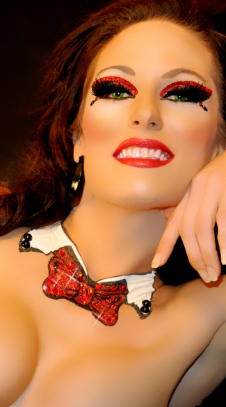 Glitter Collar and Vegas Cuffs