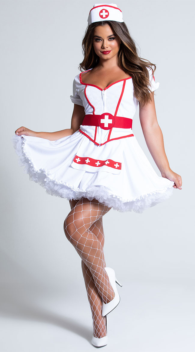 Девушка в костюме медсестры без лица