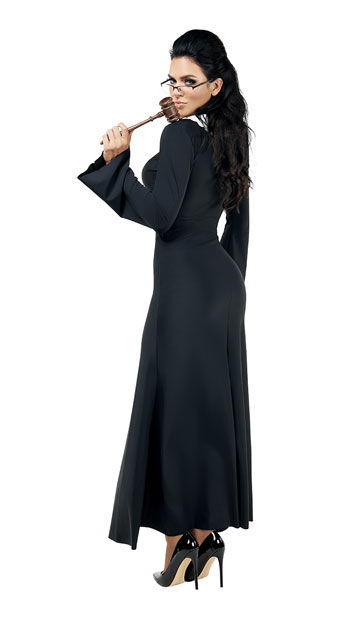 court judge outfit