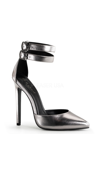 stretching leather sandals